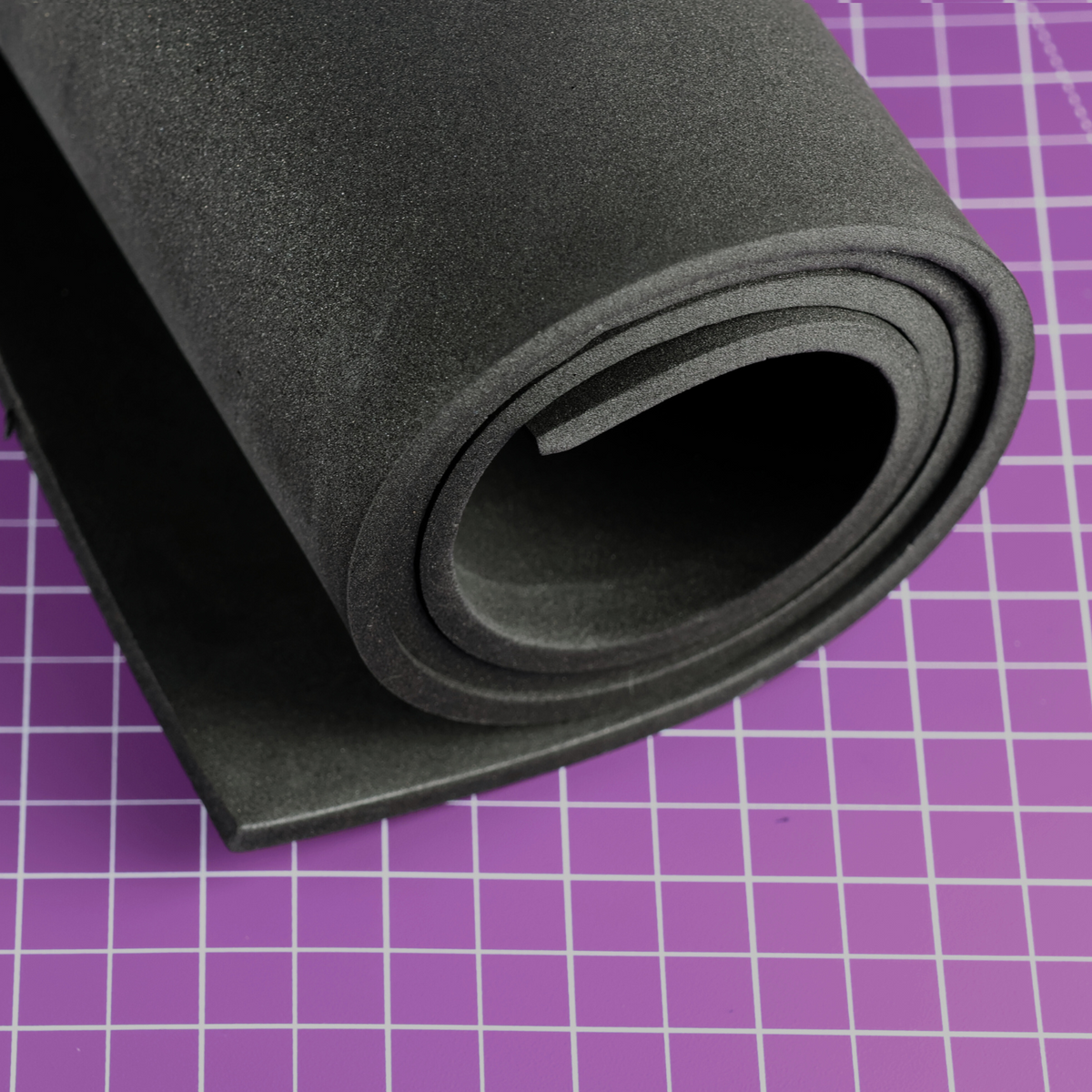 Pianka EVA 65 kg/m3, 5 mm czarna - 200x100 cm